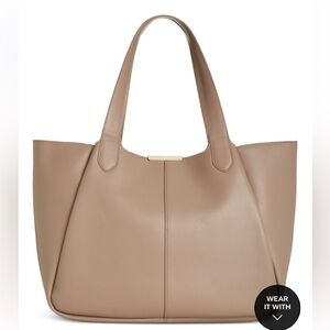 NWT Beautiful Extra-Large Tote